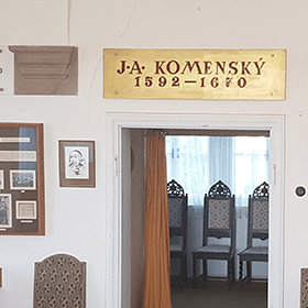 Památník J. A. Komenského v Horní Branné